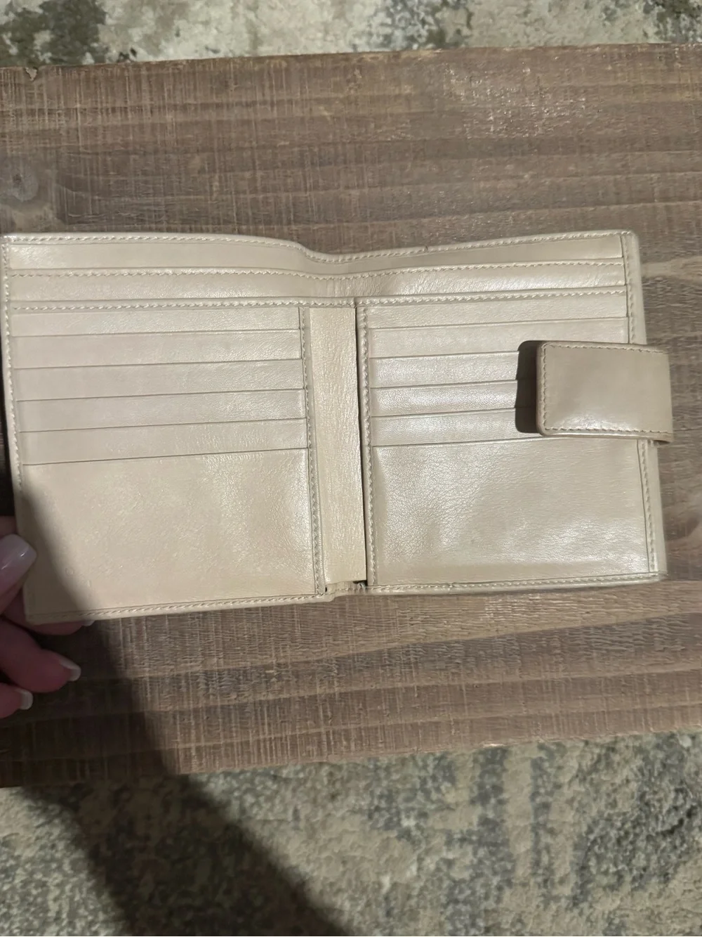 Authentic Gucci Cream Leather Bifold Wallet | Made in Italy